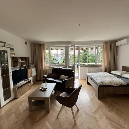 Apartament U Kamencoveho Jezera *
